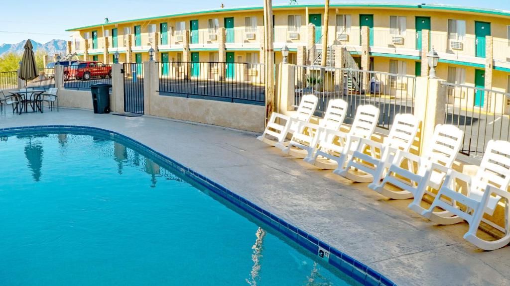 Windsor Inn Lake Havasu City Main image 1